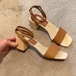 Dolce Vita Elegant Tan Block Heel Sandals size 10